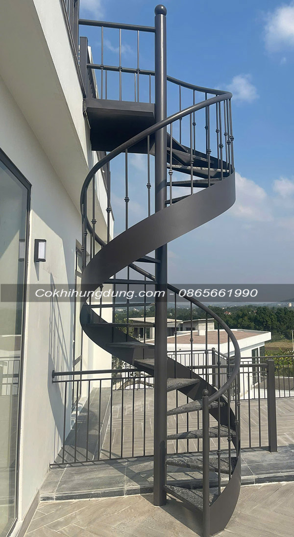 cầu thang xoắn