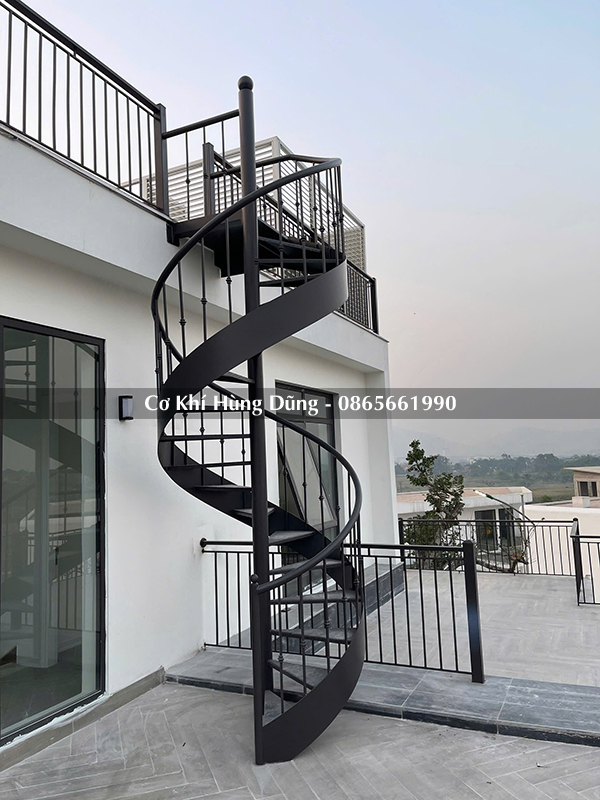 Cầu thang xoắn ốc gi&aacute; rẻ