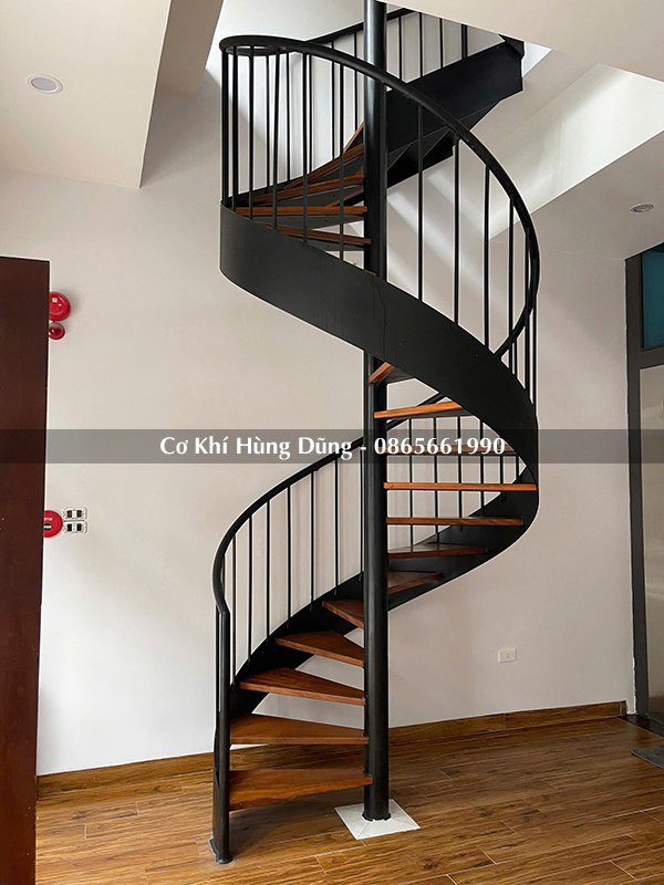 cầu thang xoắn ốc nhỏ gi&aacute; rẻ