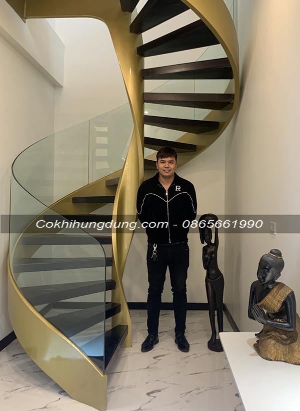cầu thang xoắn