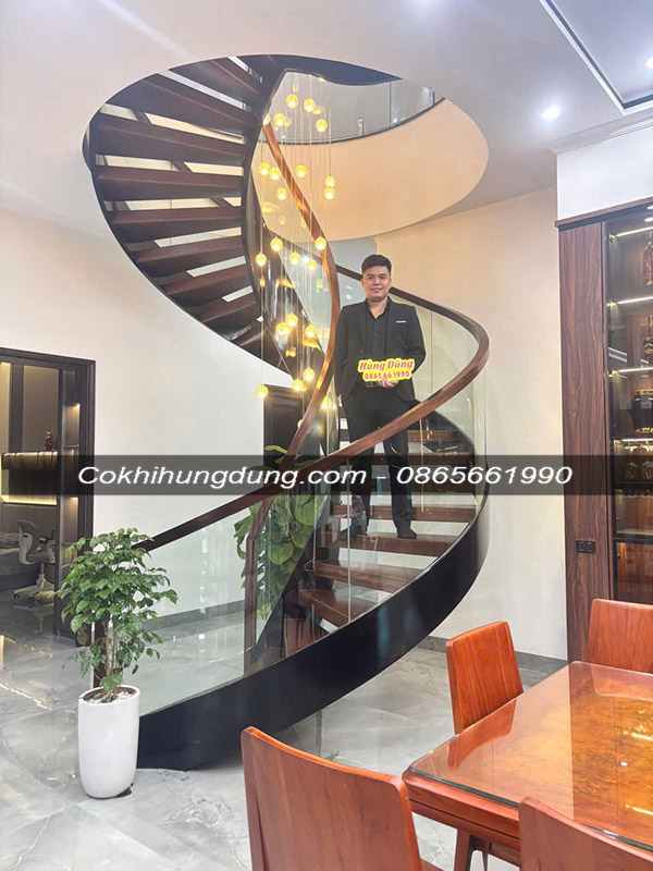 cầu thang xoắn ốc đẹp 1091