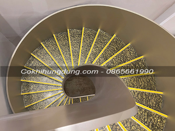 mẫu cầu thang xoắn ốc đẹp ms39