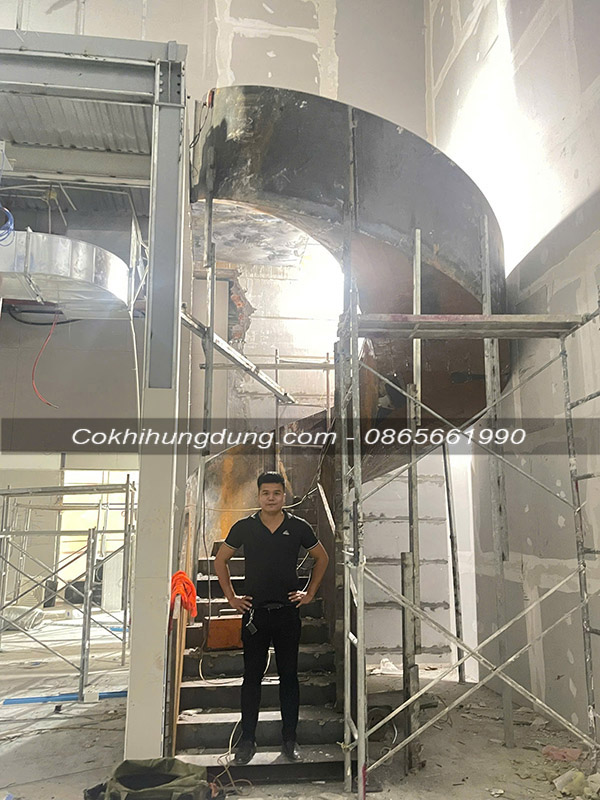 mẫu cầu thang xoắn ốc đẹp ms9