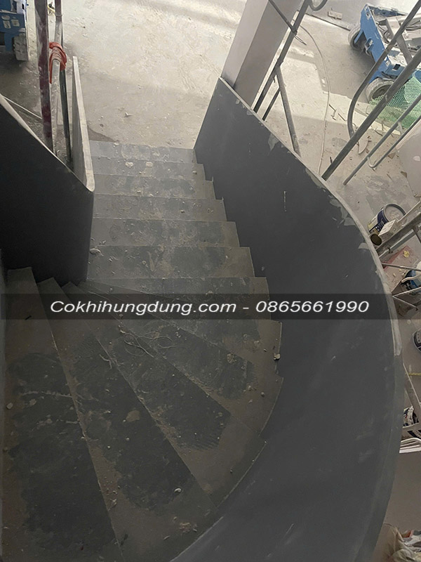 mẫu cầu thang xoắn ốc đẹp ms26