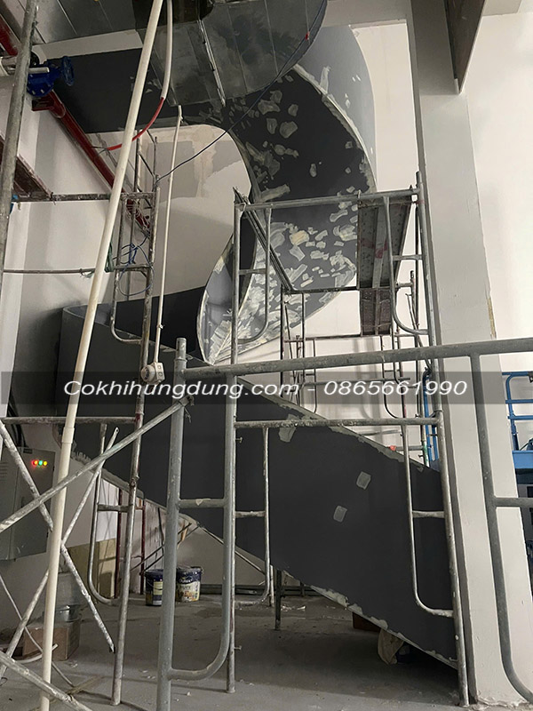 mẫu cầu thang xoắn ốc đẹp ms22