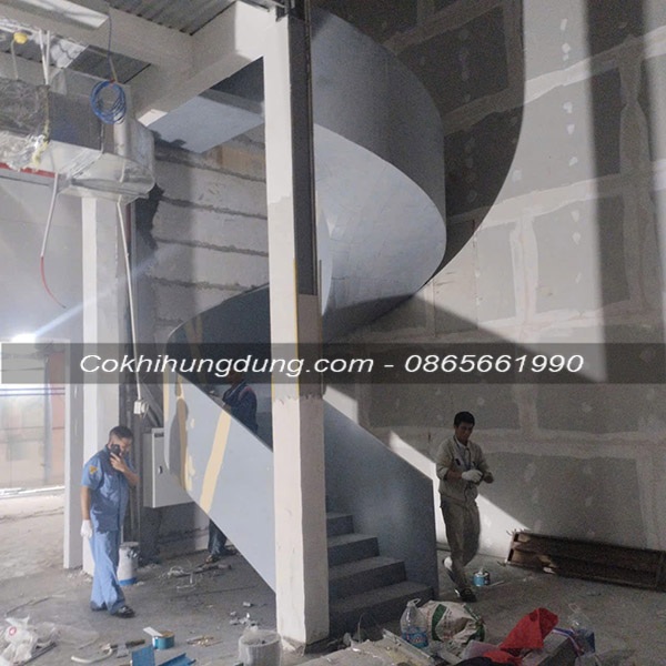 mẫu cầu thang xoắn ốc đẹp ms15