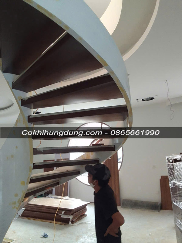 mẫu cầu thang xoắn ốc MS38