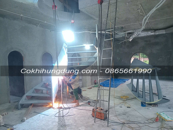 mẫu cầu thang xoắn ốc MS16