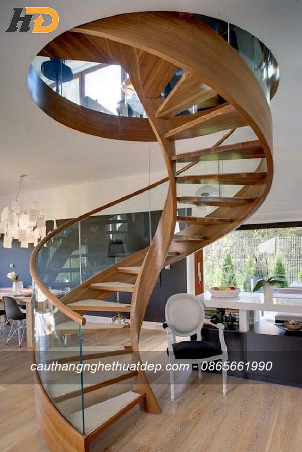 cầu thang xoắn ốc bằng gỗ đẹp