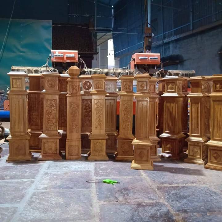 Tổng hợp mẫu trụ cầu thang gỗ đẹp thường hay sử dụng
