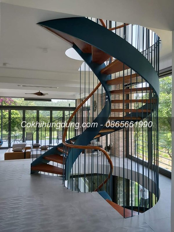 Cầu thang xoắn ốc đang trở thành xu hướng thiết kế nội thất mới tại Hoài Đức